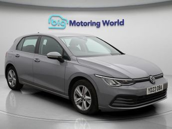 Volkswagen Golf LIFE TSI