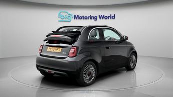 Fiat 500e C RED
