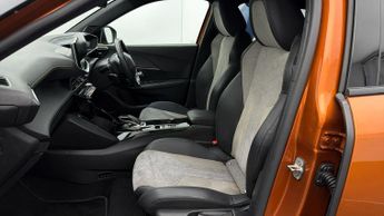 Peugeot E-2008 GT PREMIUM