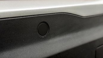 Peugeot E-2008 GT PREMIUM