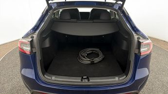 Tesla Model Y BASE