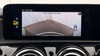 Mercedes-Benz CLA CLA 180 AMG LINE PREMIUM PLUS