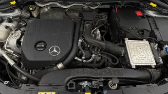 Mercedes-Benz GLA GLA 200 AMG LINE EXECUTIVE
