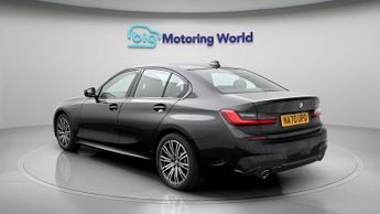 BMW 3 Series 330E M SPORT