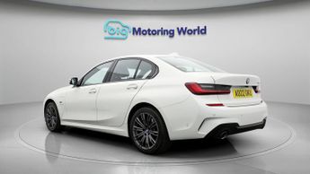 BMW 3 Series 330E M SPORT