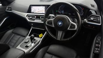 BMW 3 Series 330E M SPORT