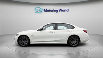 BMW 3 Series 330E M SPORT