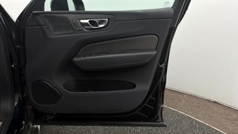 Volvo XC60 RECHARGE T8 R-DESIGN PRO AWD