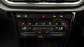 Volkswagen T-Roc R-LINE TSI DSG