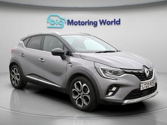 Renault Captur TECHNO E-TECH