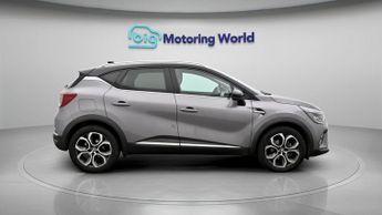 Renault Captur TECHNO E-TECH