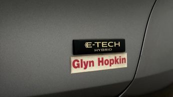 Renault Captur TECHNO E-TECH