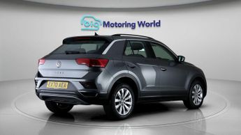 Volkswagen T-Roc SE TSI EVO DSG