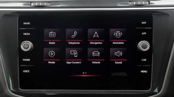 Volkswagen Tiguan R-LINE TSI DSG