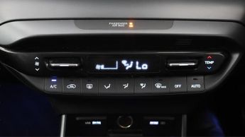 Hyundai BAYON T-GDI PREMIUM DCT