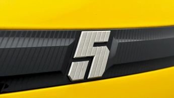 Renault 5 E-Tech electric ICONIC E-TECH