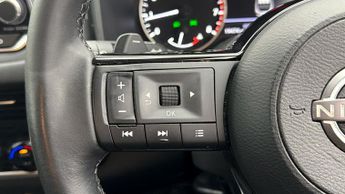 Nissan Qashqai DIG-T ACENTA PREMIUM DCT
