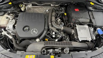 Mercedes-Benz GLA GLA 200 AMG LINE PREMIUM