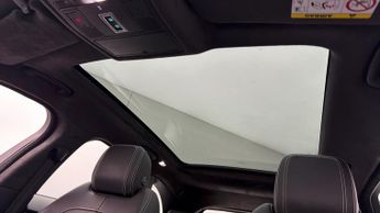 Jaguar F-PACE CHEQUERED FLAG AWD