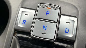 Hyundai KONA PREMIUM