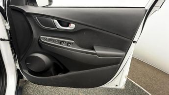 Hyundai KONA PREMIUM