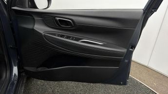 Hyundai BAYON T-GDI SE CONNECT DCT