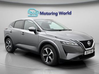 Nissan Qashqai DIG-T N-CONNECTA DCT