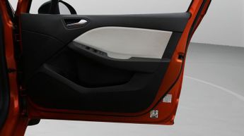 Renault Clio TECHNO E-TECH