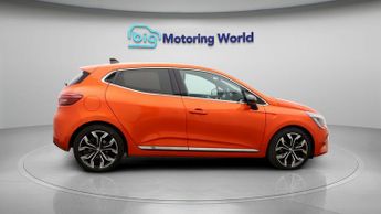 Renault Clio TECHNO E-TECH