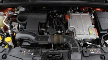 Renault Clio TECHNO E-TECH