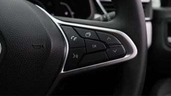 Renault Clio TECHNO E-TECH