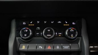 Skoda Karoq SPORTLINE TDI SCR DSG
