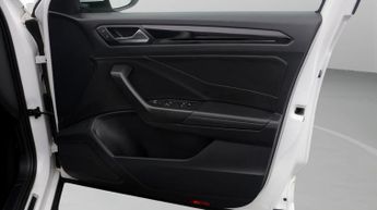 Volkswagen T-Roc R-LINE TSI DSG
