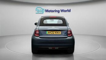 Fiat 500e C LA PRIMA