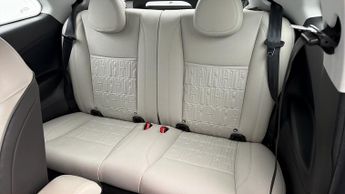 Fiat 500e C LA PRIMA