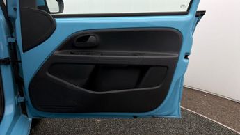 Volkswagen e-up! E-UP