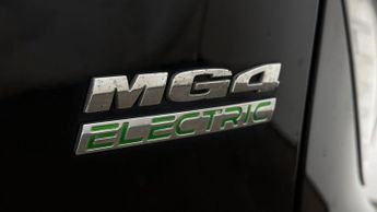 MG MG4 TROPHY