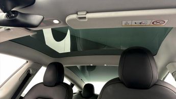 Tesla Model 3 MODEL 3