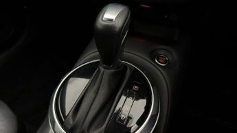 Nissan Juke DIG-T N-CONNECTA DCT