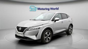 Nissan Qashqai DIG-T N-CONNECTA DCT