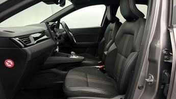 Renault Captur E-TECH ENGINEERED