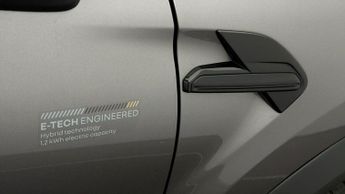 Renault Captur E-TECH ENGINEERED