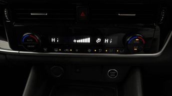 Nissan Qashqai DIG-T N-CONNECTA DCT