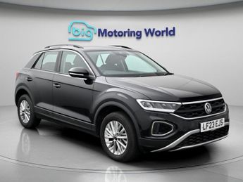 Volkswagen T-Roc LIFE TSI DSG