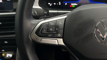Volkswagen T-Roc LIFE TSI DSG