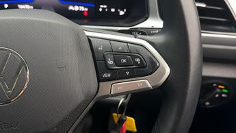 Volkswagen T-Roc LIFE TSI DSG