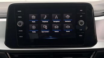 Volkswagen T-Roc LIFE TSI DSG