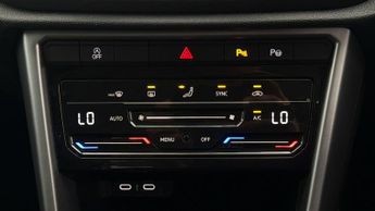 Volkswagen T-Roc LIFE TSI DSG