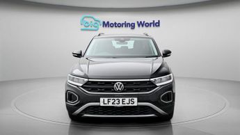 Volkswagen T-Roc LIFE TSI DSG