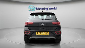 Volkswagen T-Roc LIFE TSI DSG
